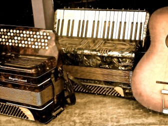 Encontrar uma loja de instrumentos musicais