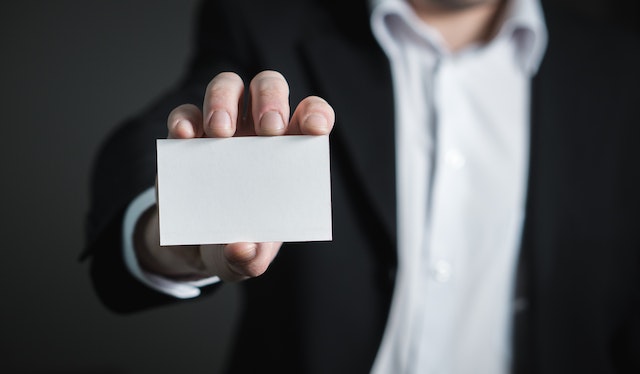 Como usar as redes sociais para conseguir emprego